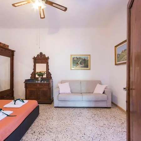 Dimora Ricceri Apartment